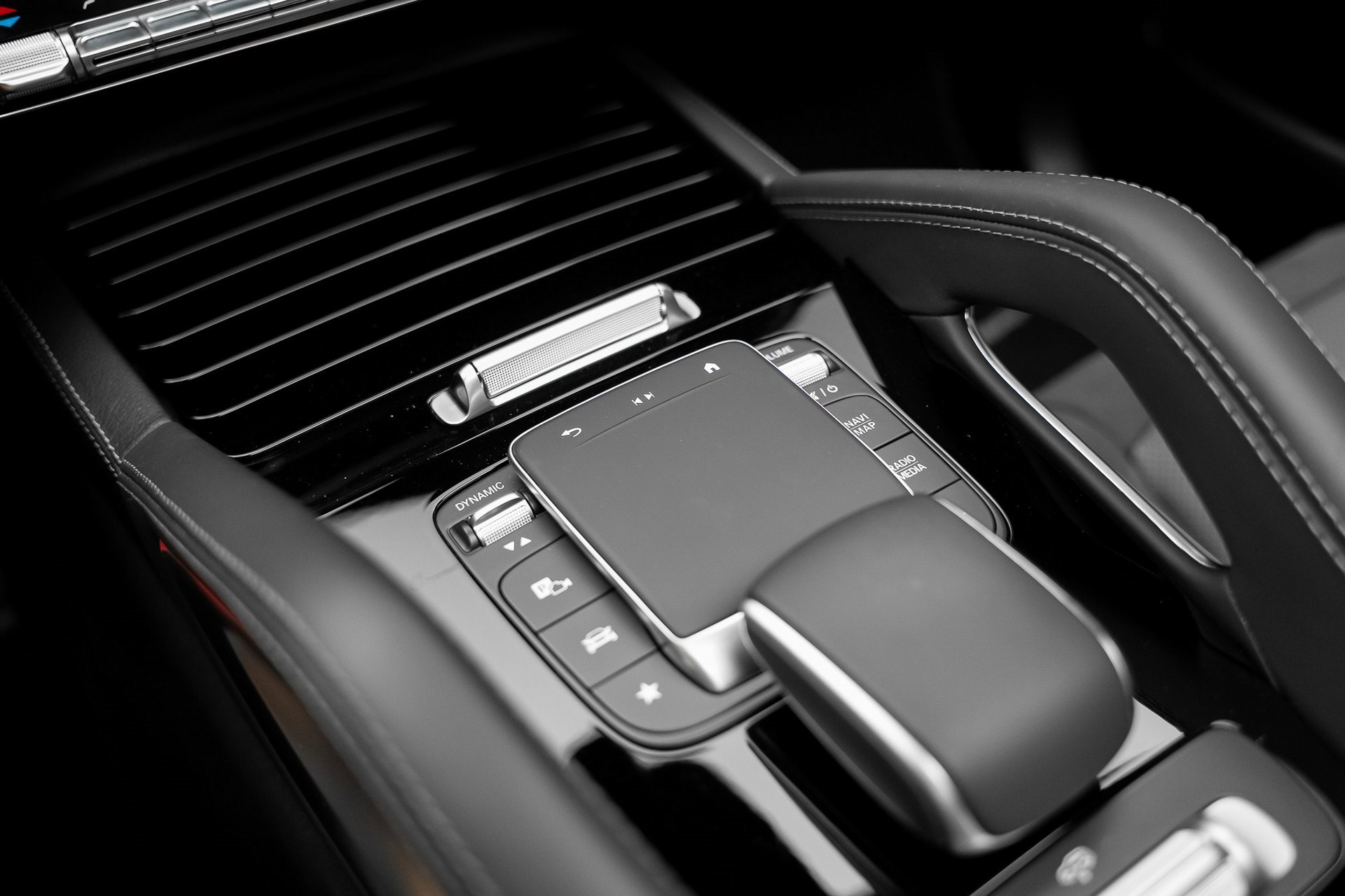 Used 2024 Mercedes-Benz GLE 53 AMG 4MATIC Coupe image 58