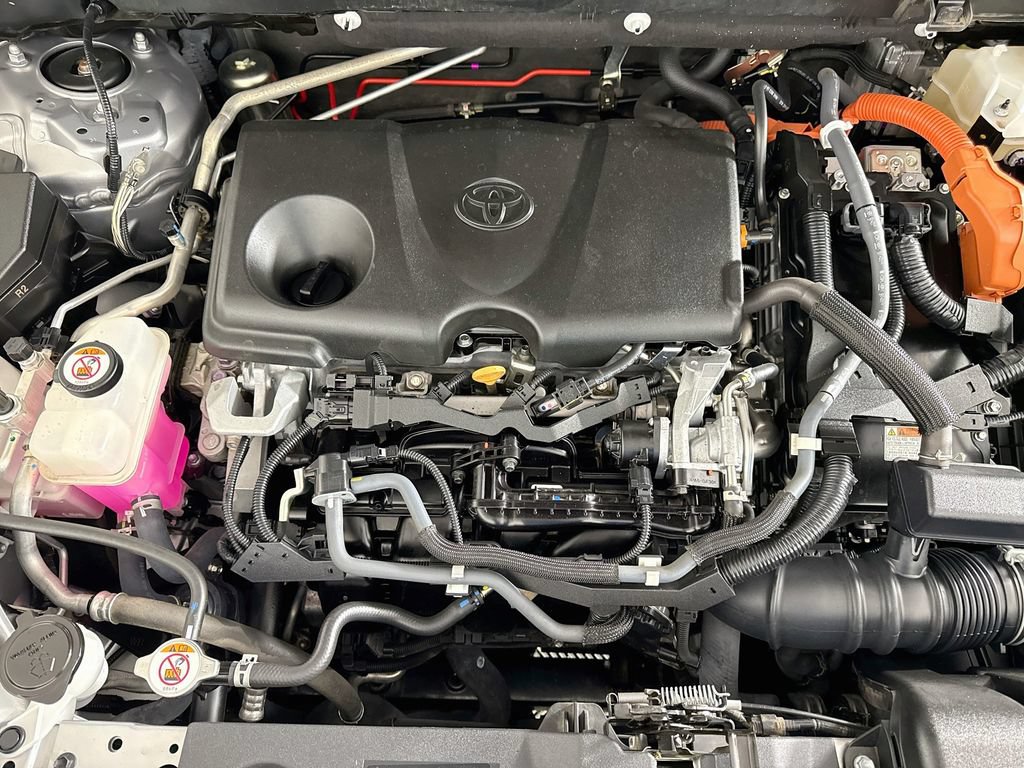 Used 2021 Toyota RAV4 Limited AWD/4WD image 32