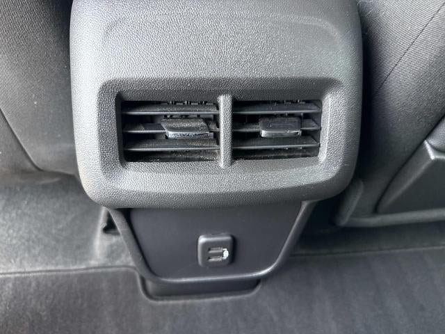 Used 2024 GMC Terrain SLE FWD image 17