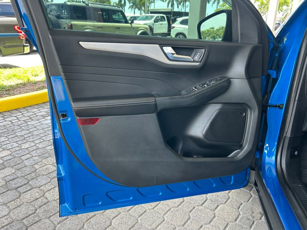 Certified 2021 Ford Escape SEL FWD image 36