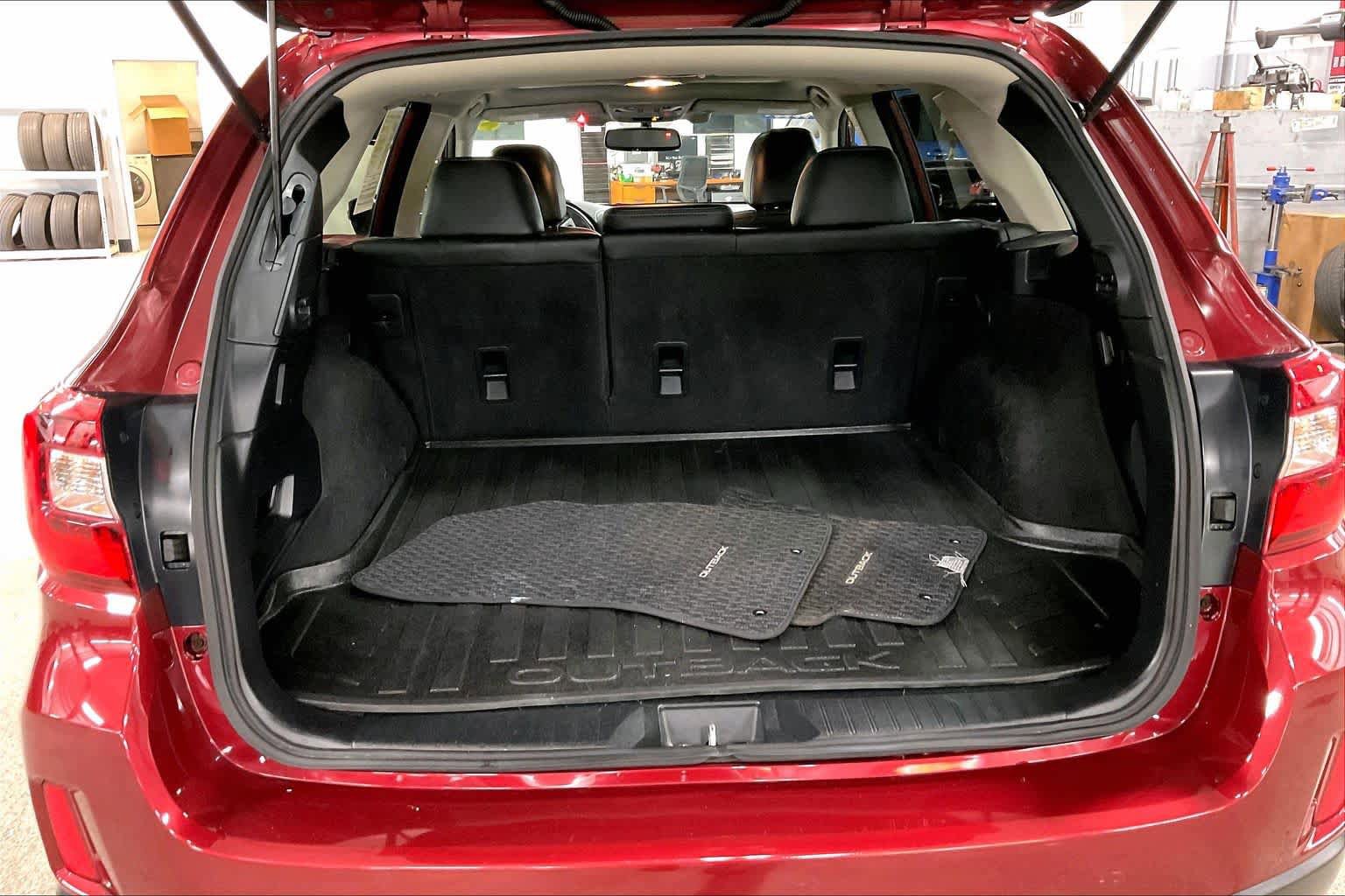 Used 2016 Subaru Outback 3.6R Limited AWD/4WD image 34