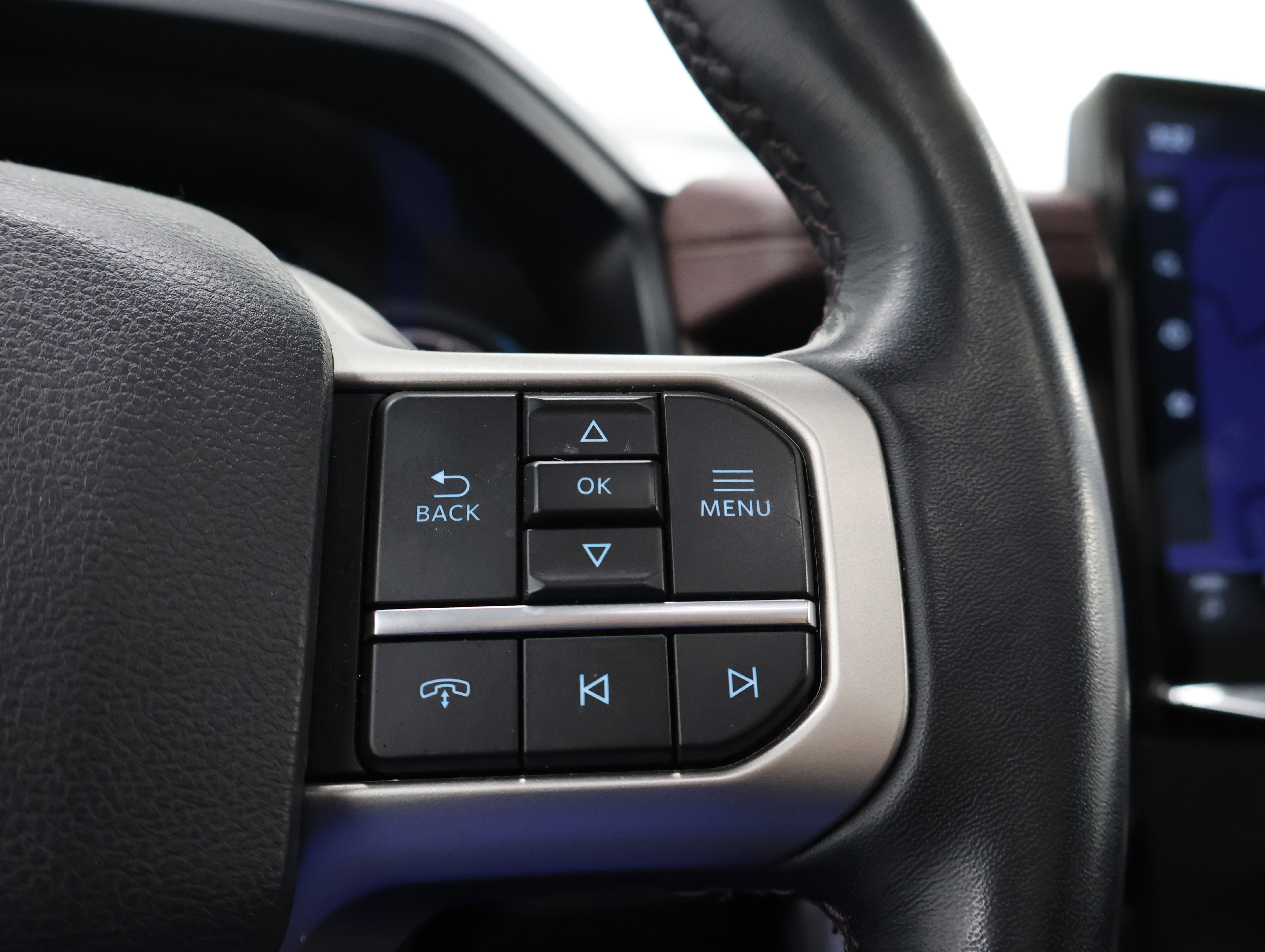 Used 2023 Ford Expedition Max Limited image 16