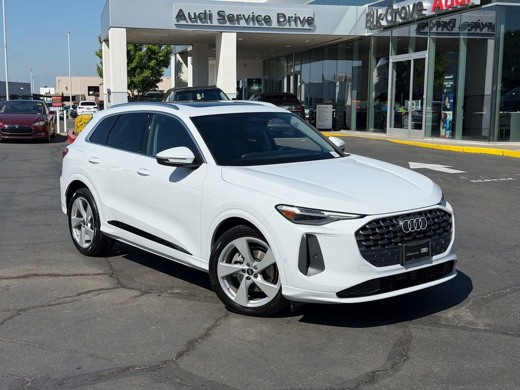 Used 2025 Audi Q5 Prestige AWD/4WD image 3
