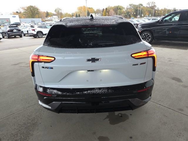 New 2026 Chevrolet Blazer EV SS image 9
