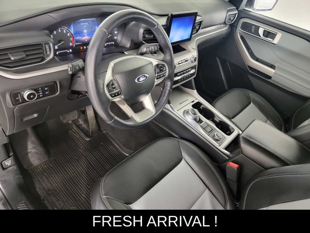 Certified 2023 Ford Explorer XLT w/ Equipment Group 202A AWD/4WD image 12