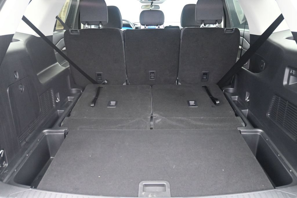 Used 2025 Ford Explorer Active RWD image 15