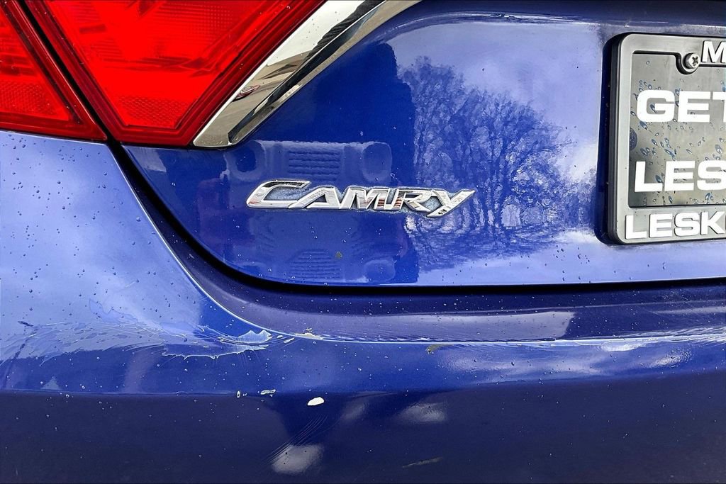 Used 2016 Toyota Camry SE FWD image 8