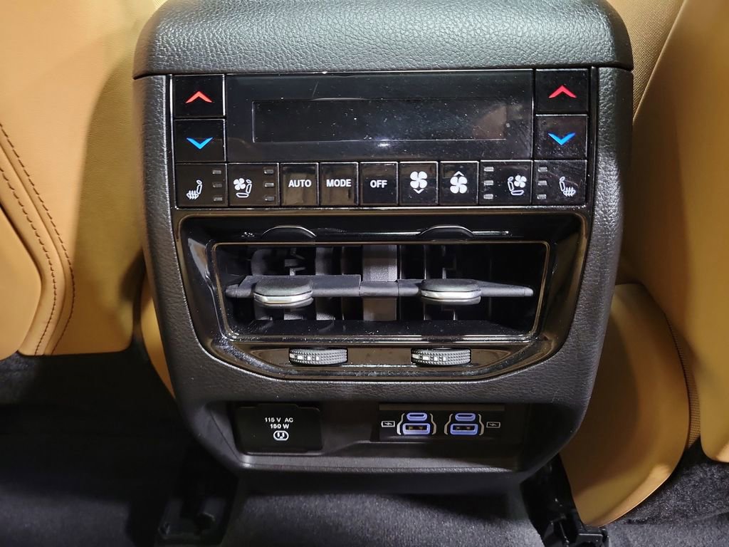 Used 2022 Jeep Grand Cherokee Summit image 25