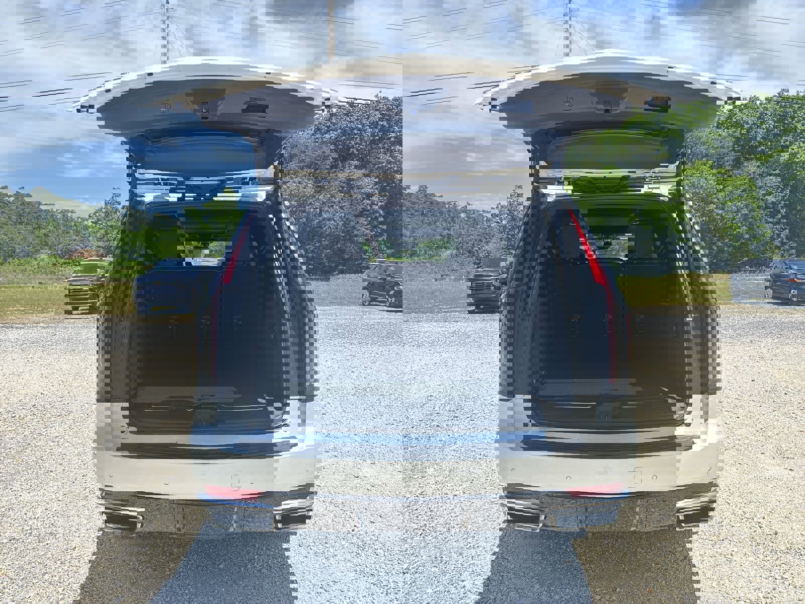 Used 2023 Cadillac Escalade ESV Premium Luxury RWD image 27