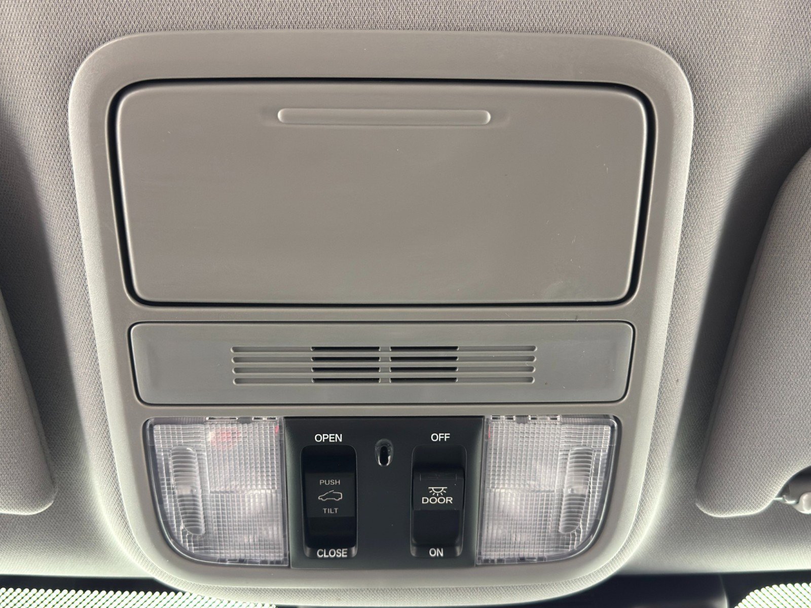 Used 2019 Honda Odyssey EX-L image 31