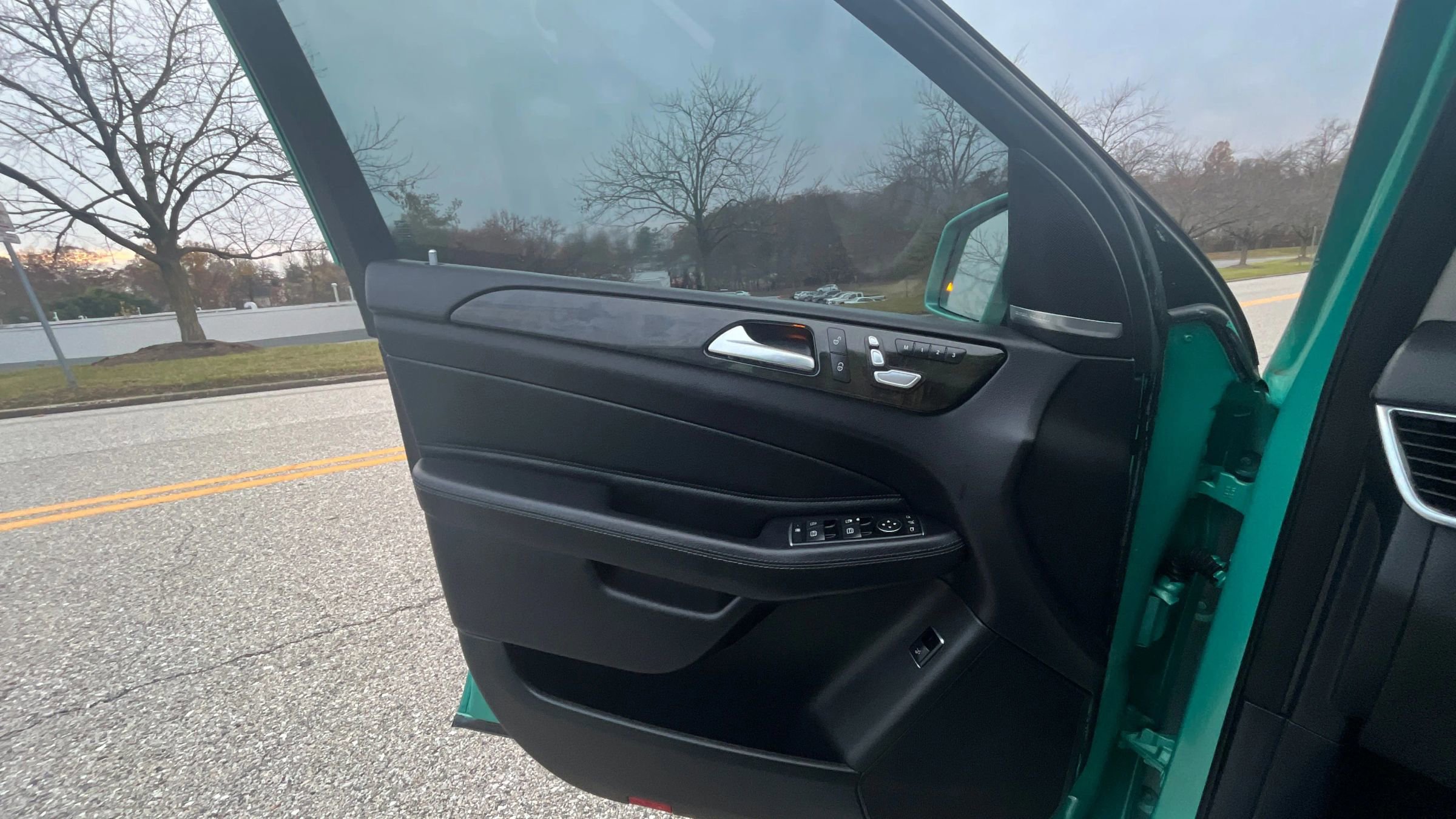 Used 2017 Mercedes-Benz GLS 450 4MATIC image 23