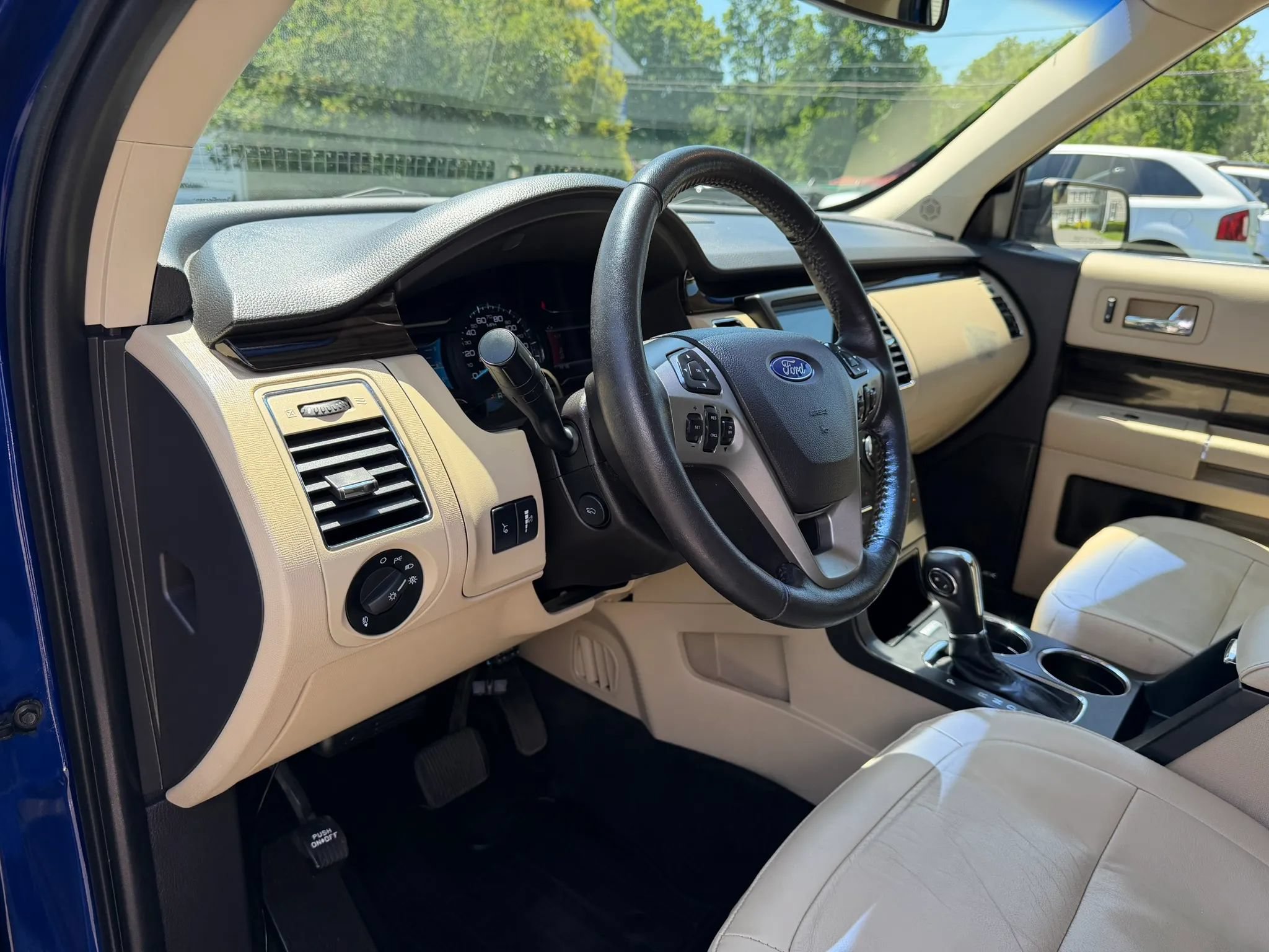 Used 2015 Ford Flex SEL w/ Equipment Group 202A AWD/4WD image 10