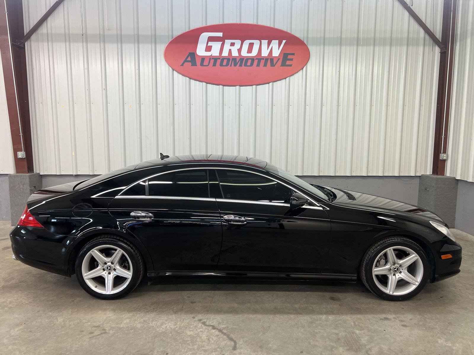 Used 2011 Mercedes-Benz CLS 550 image 13