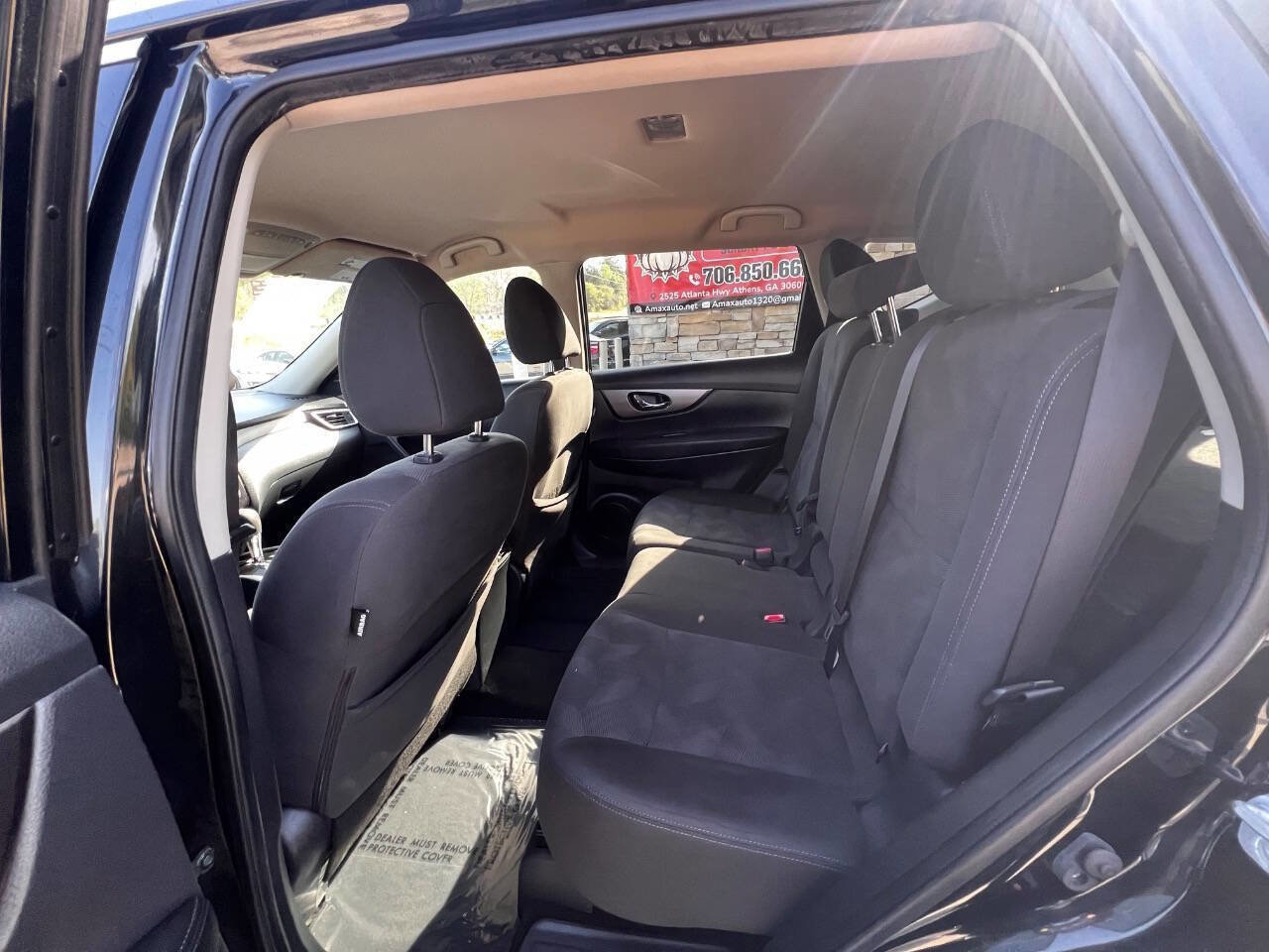 Used 2016 Nissan Rogue SV w/ SV Premium Package image 14