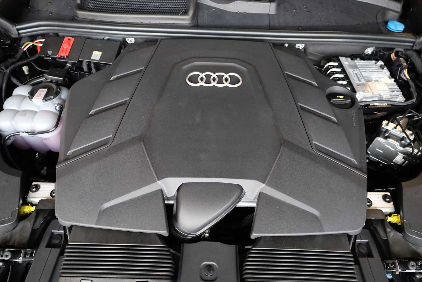 New 2026 Audi Q8 Premium Plus image 40