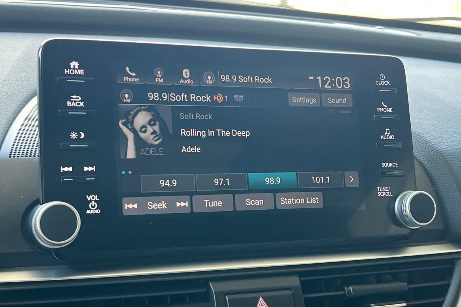 Used 2018 Honda Accord EX-L image 19