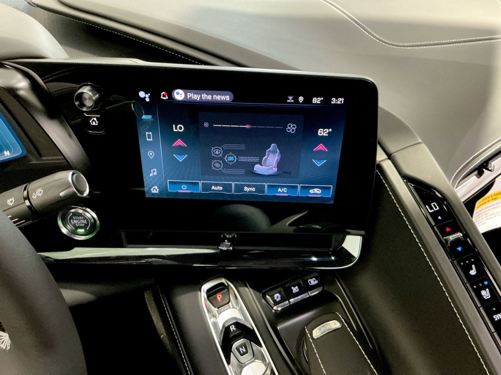 New 2025 Chevrolet Corvette E-Ray image 29