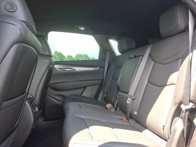 New 2025 Cadillac XT5 Luxury w/ LPO, Floor Liner Package FWD image 9