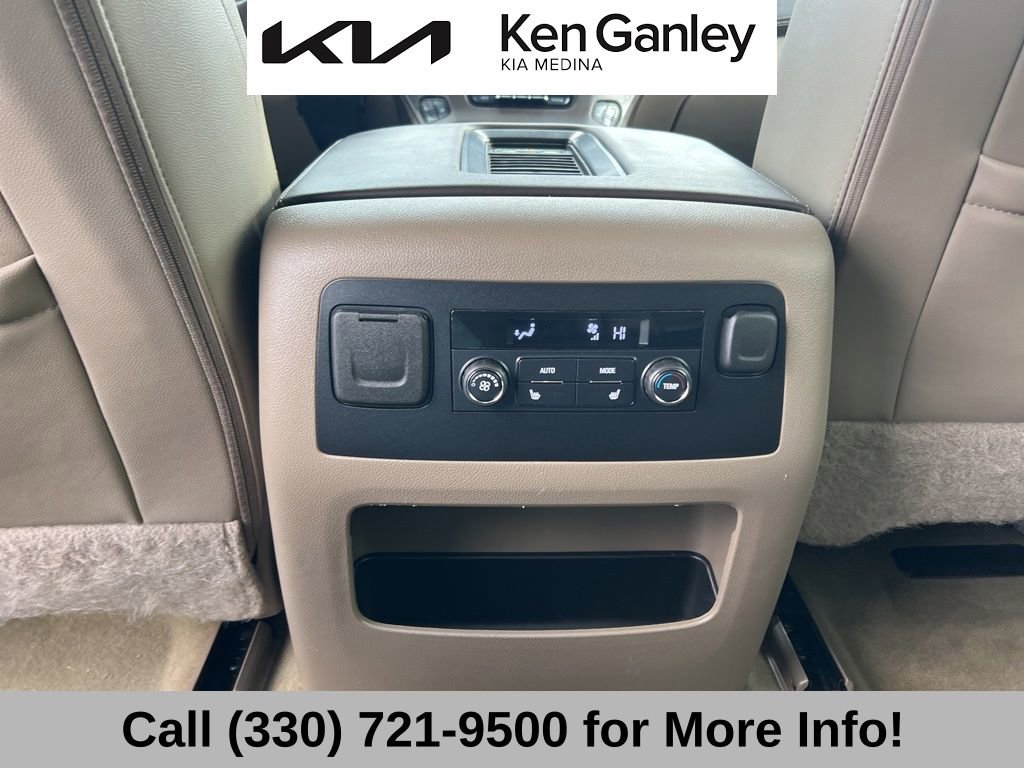 Used 2017 Chevrolet Suburban Premier image 43