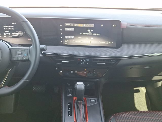 Certified 2025 Nissan Kicks SR w/ Illumination Package FWD image 18