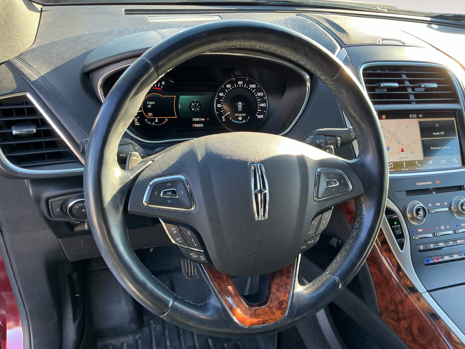 Used 2016 Lincoln MKX Reserve w/ Technology Package FWD image 12