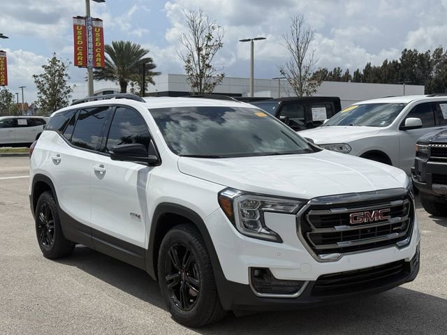 Used 2022 GMC Terrain AT4 w/ Tech Package image 4