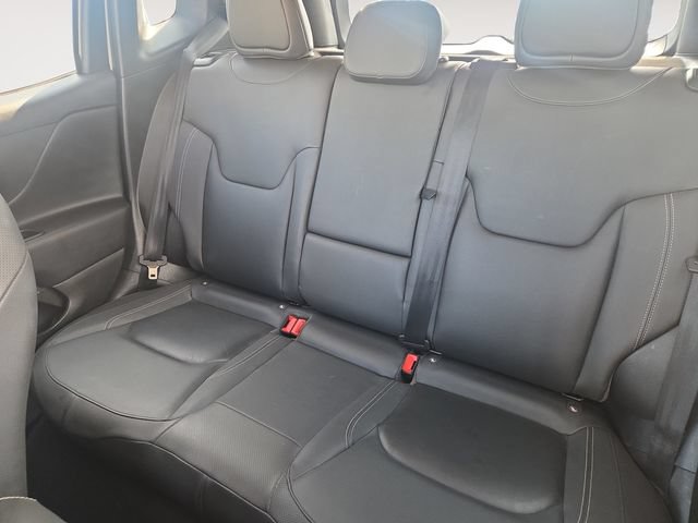 Used 2019 Jeep Renegade Limited w/ Safety and Security Group AWD/4WD image 13
