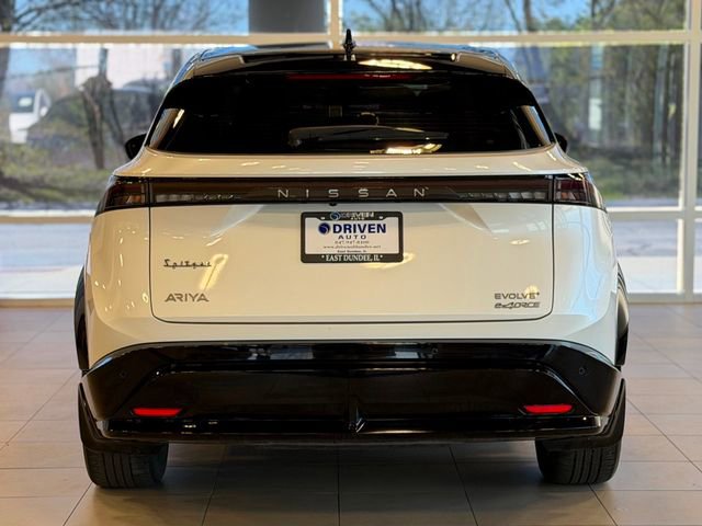 Used 2023 Nissan Ariya AWD image 10