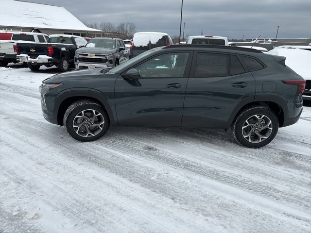 New 2026 Chevrolet Trax LT w/ Sunroof Package image 5