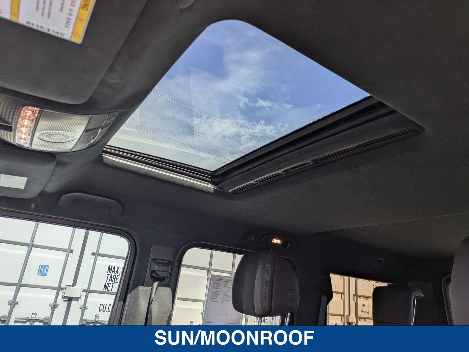 Used 2022 Mercedes-Benz G 550 image 24