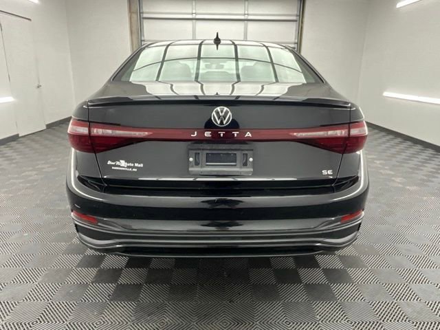Used 2025 Volkswagen Jetta SE image 23
