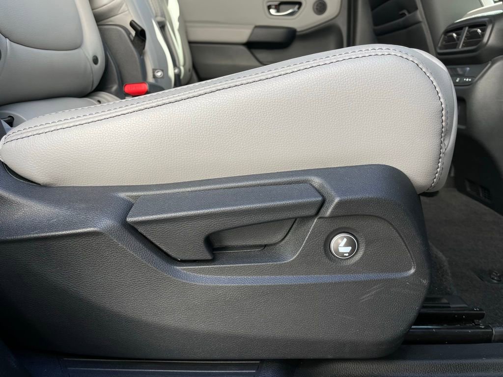 Certified 2025 Honda Pilot EX-L image 34