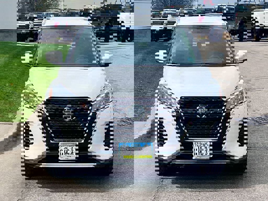 Used 2021 Nissan Kicks SV FWD image 8