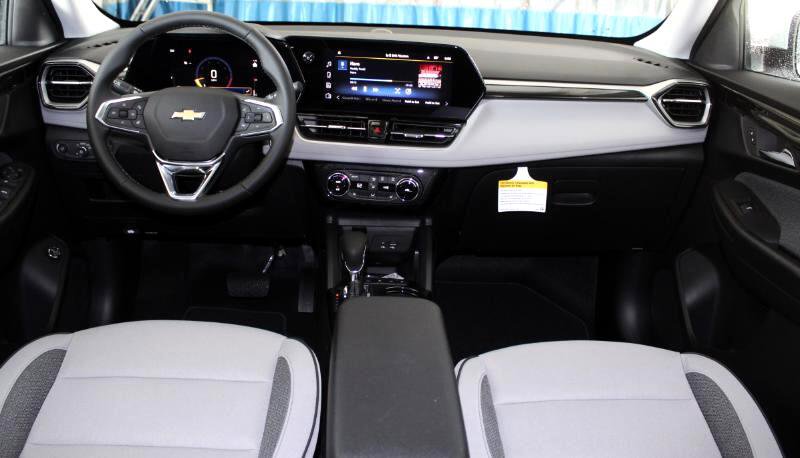 New 2026 Chevrolet TrailBlazer LT w/ Convenience Package image 12