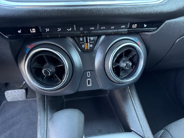 Certified 2025 Chevrolet Blazer LT FWD image 19