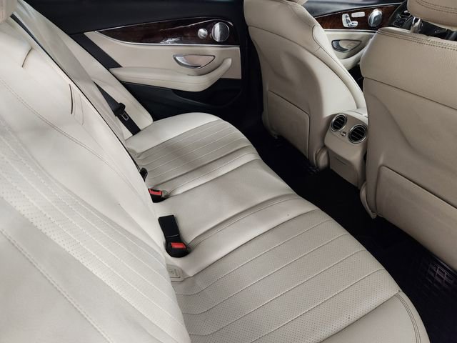 Used 2017 Mercedes-Benz E 400 4MATIC Wagon image 30