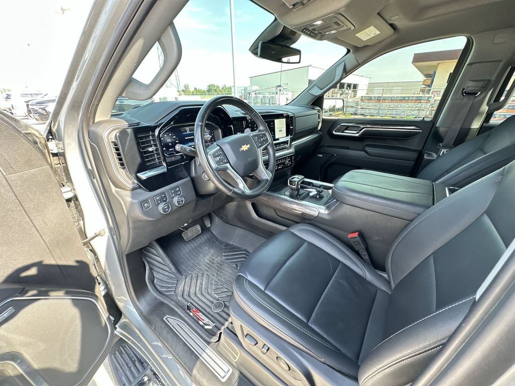 Certified 2024 Chevrolet Silverado 1500 LTZ AWD/4WD image 10