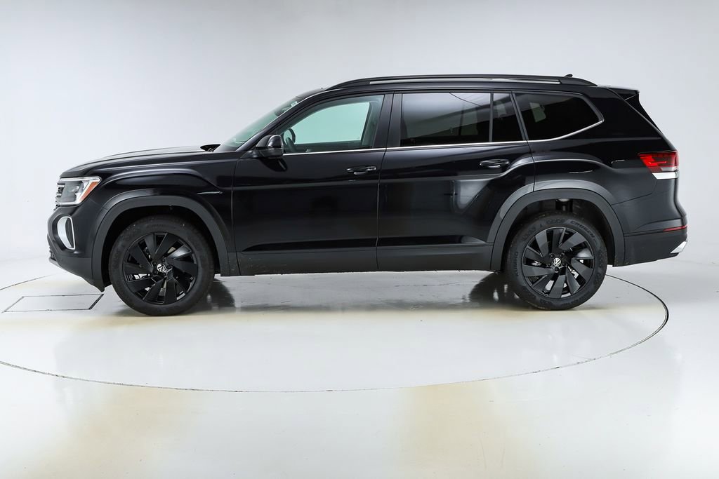 New 2026 Volkswagen Atlas SE image 2