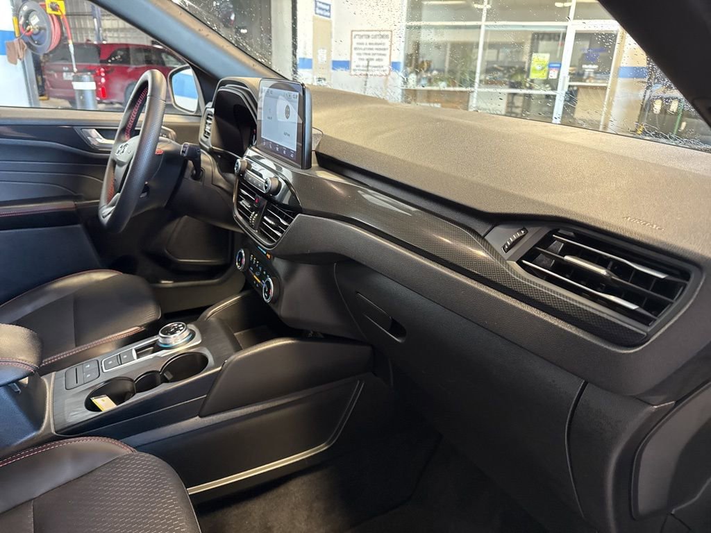 Used 2025 Ford Escape ST-Line AWD/4WD image 33