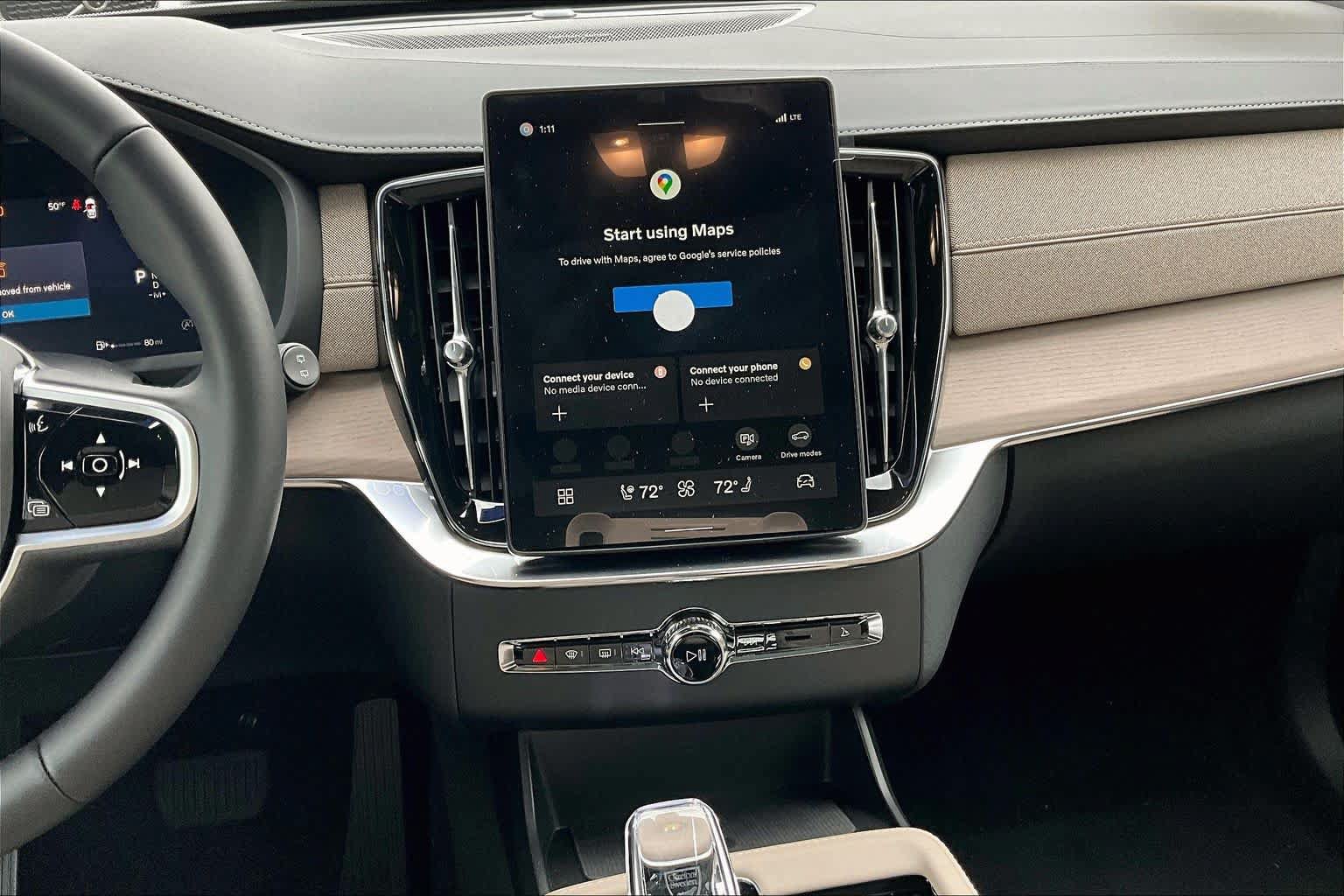 New 2026 Volvo XC90 B6 Plus w/ Protection Package Premier AWD/4WD image 8