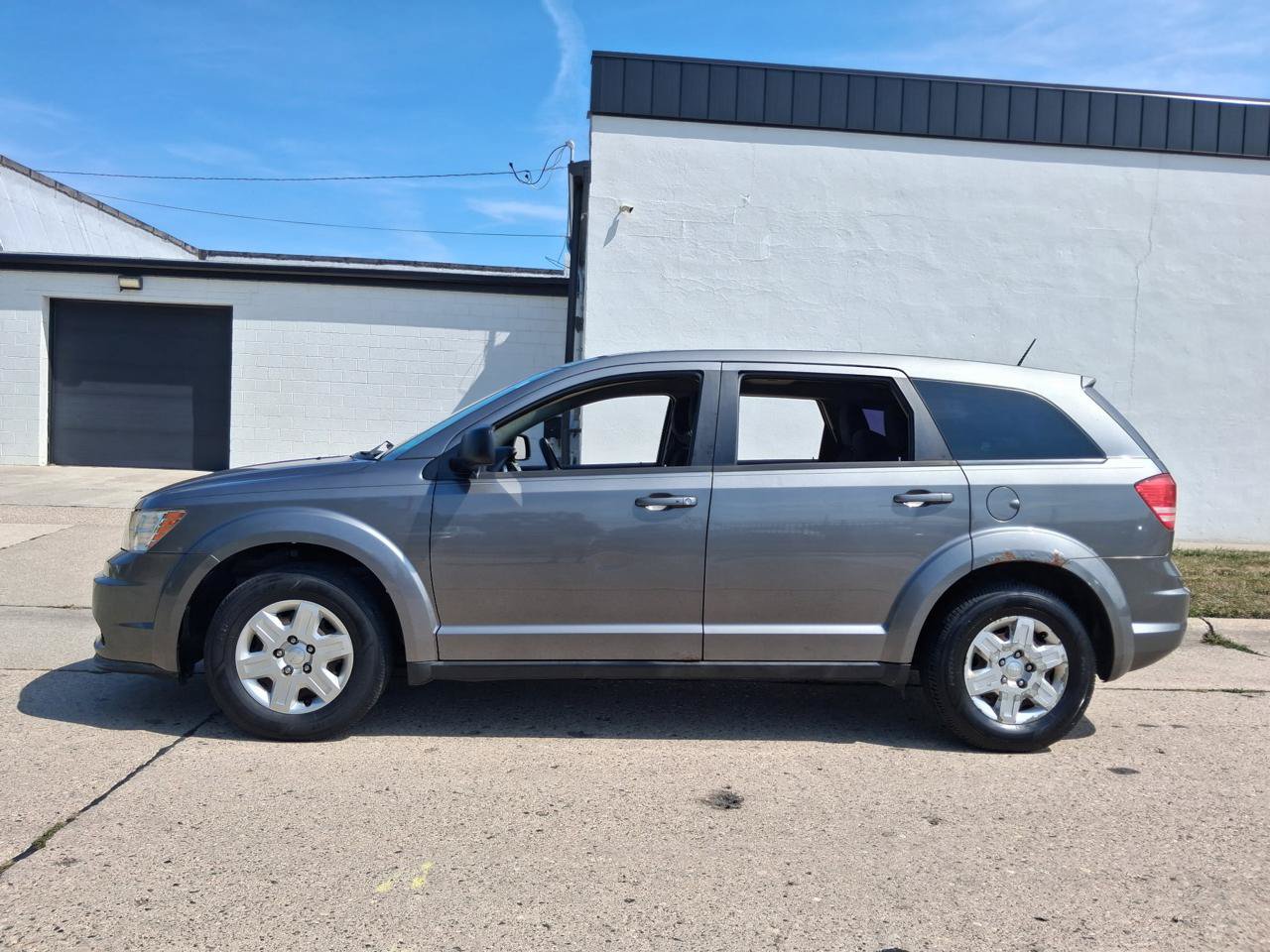 Used 2012 Dodge Journey American Value Package w/ Flexible Seating Group FWD image 2