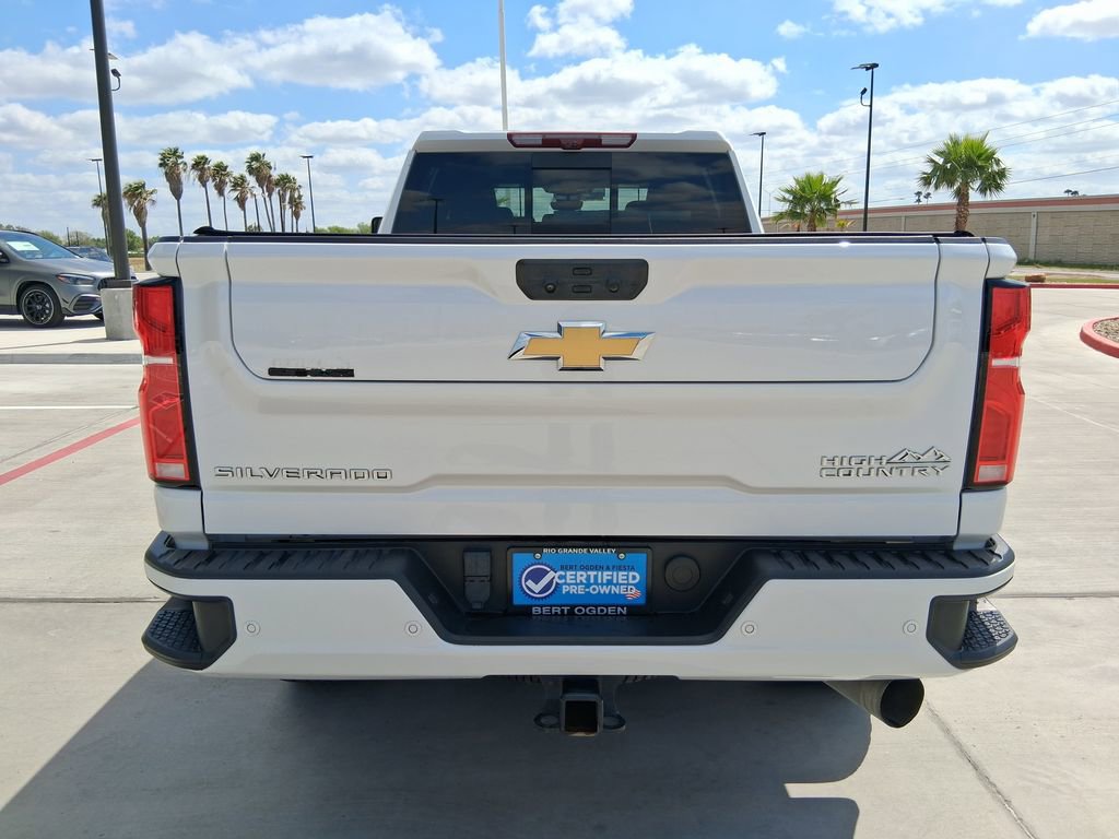 Used 2024 Chevrolet Silverado 2500 High Country w/ Technology Package image 6