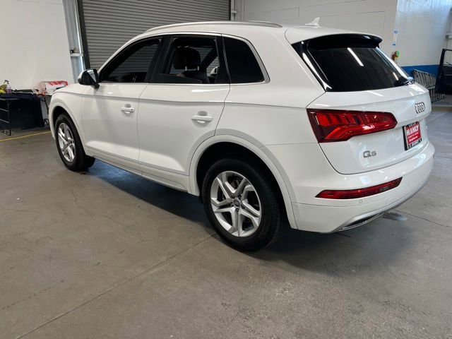 Used 2018 Audi Q5 2.0T Premium Plus w/ Premium Plus Package AWD/4WD image 5