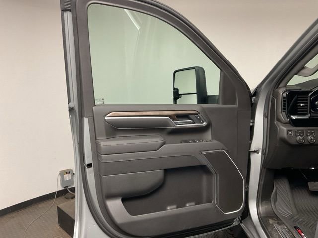 New 2026 Chevrolet Silverado 2500 LT w/ Trail Boss Package image 9