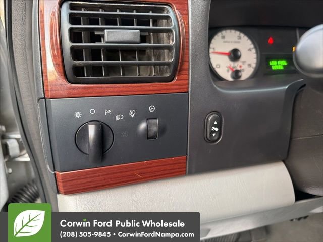 Used 2005 Ford F250 XLT image 15