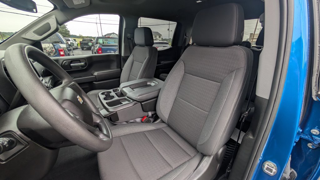 Used 2024 Chevrolet Silverado 1500 Custom AWD/4WD image 12
