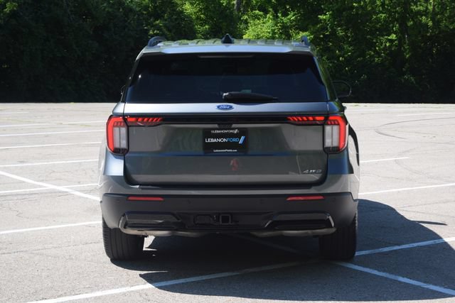 Used 2025 Ford Explorer ST-Line w/ ST-Line Street Pack AWD/4WD image 25