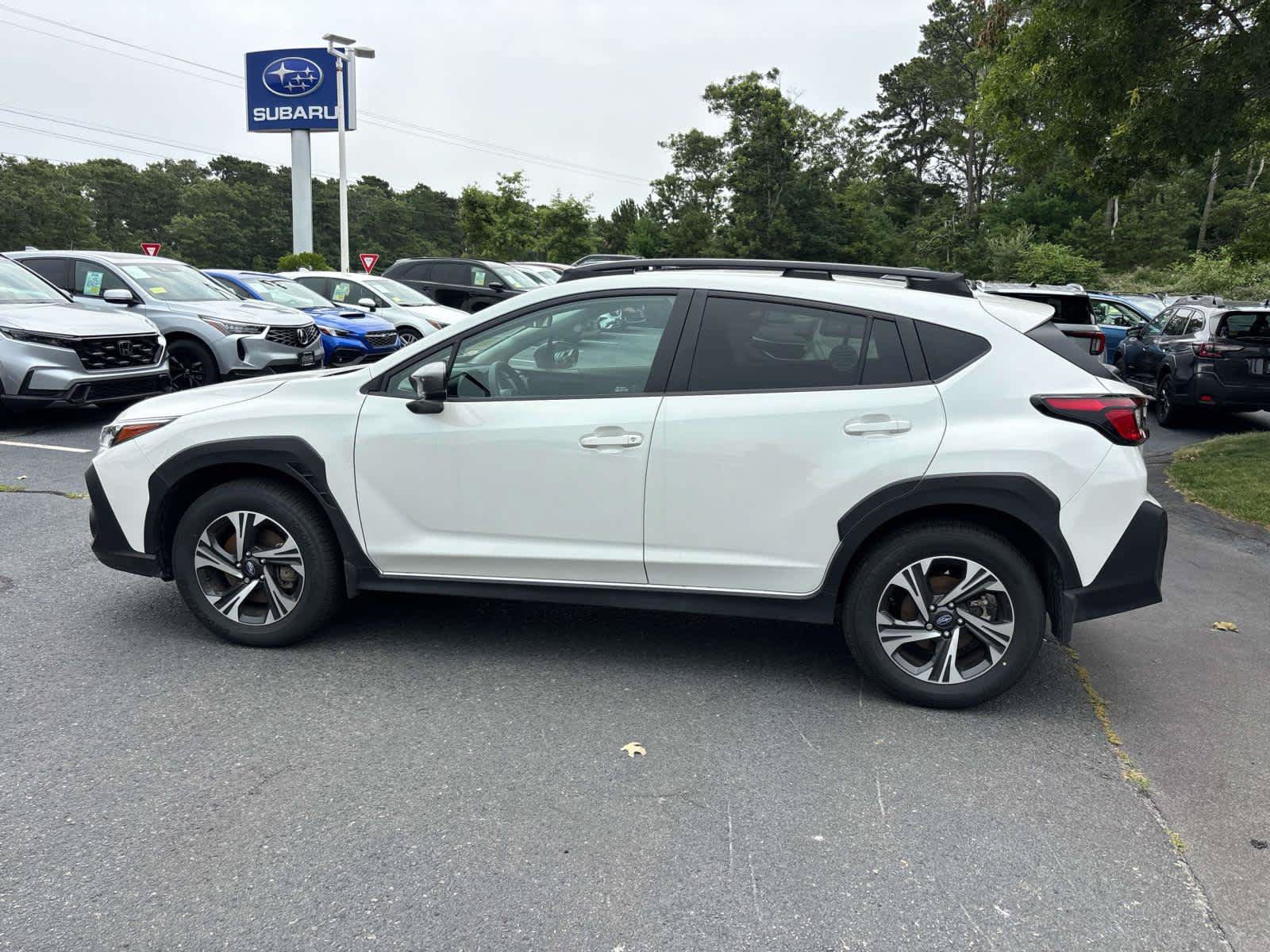 Used 2026 Subaru Crosstrek 2.5i Premium AWD/4WD image 6