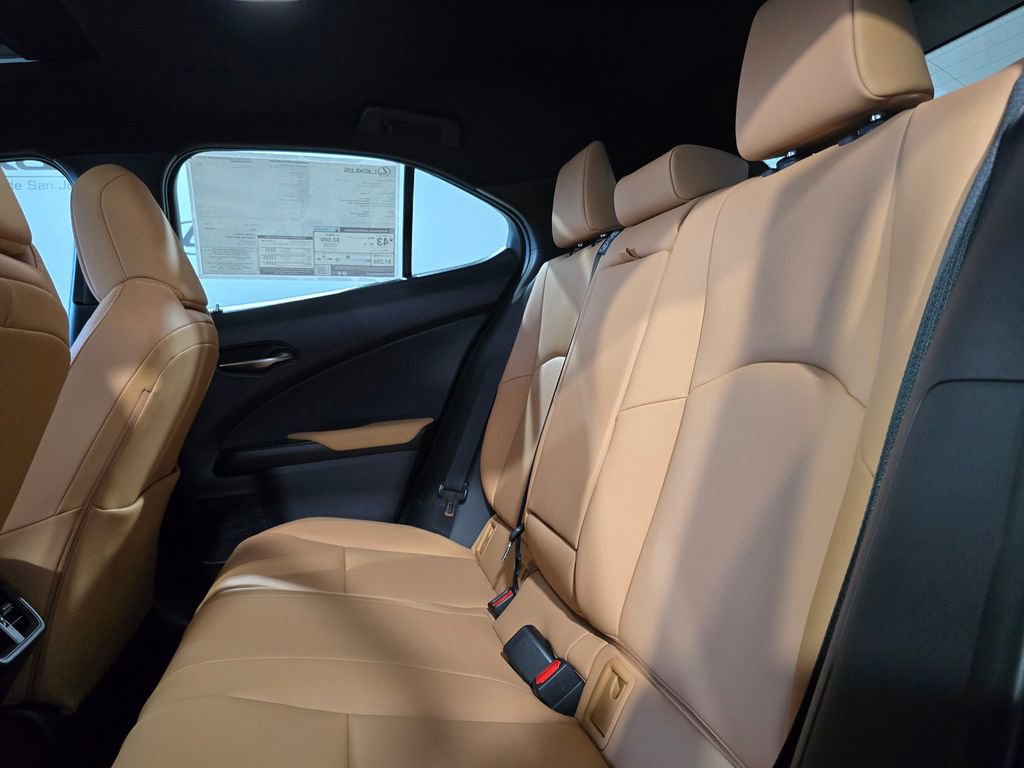 New 2026 Lexus UX 300h FWD image 27