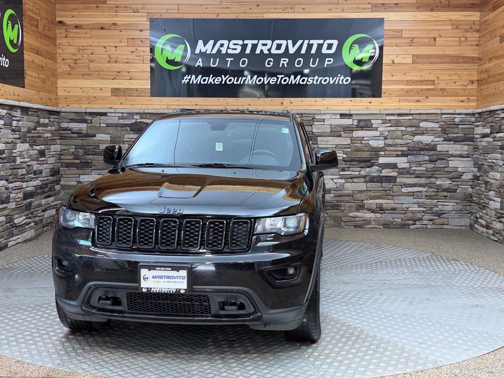 Used 2020 Jeep Grand Cherokee Laredo AWD/4WD image 6